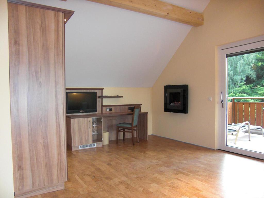 Wald-Hotel Heppe Dammbach Room photo